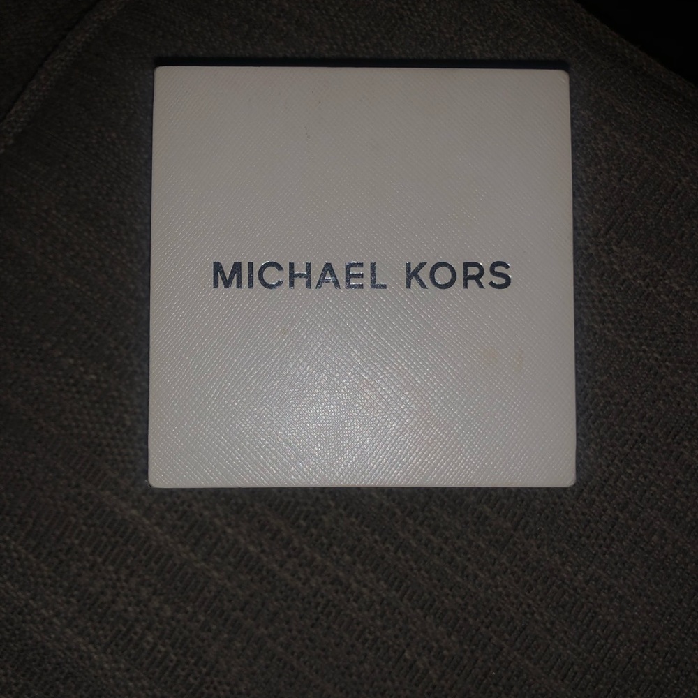 Micheal Kors Women’s Watch - Picture 4 of 4